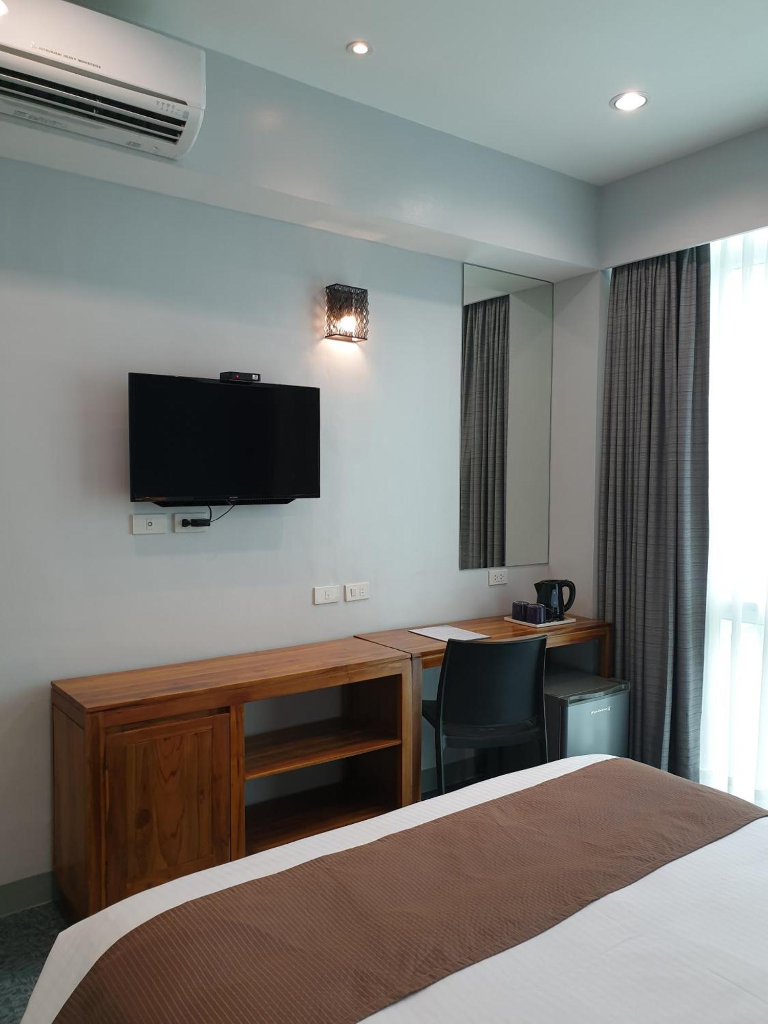Li Mkt Makati City Kültér fotó