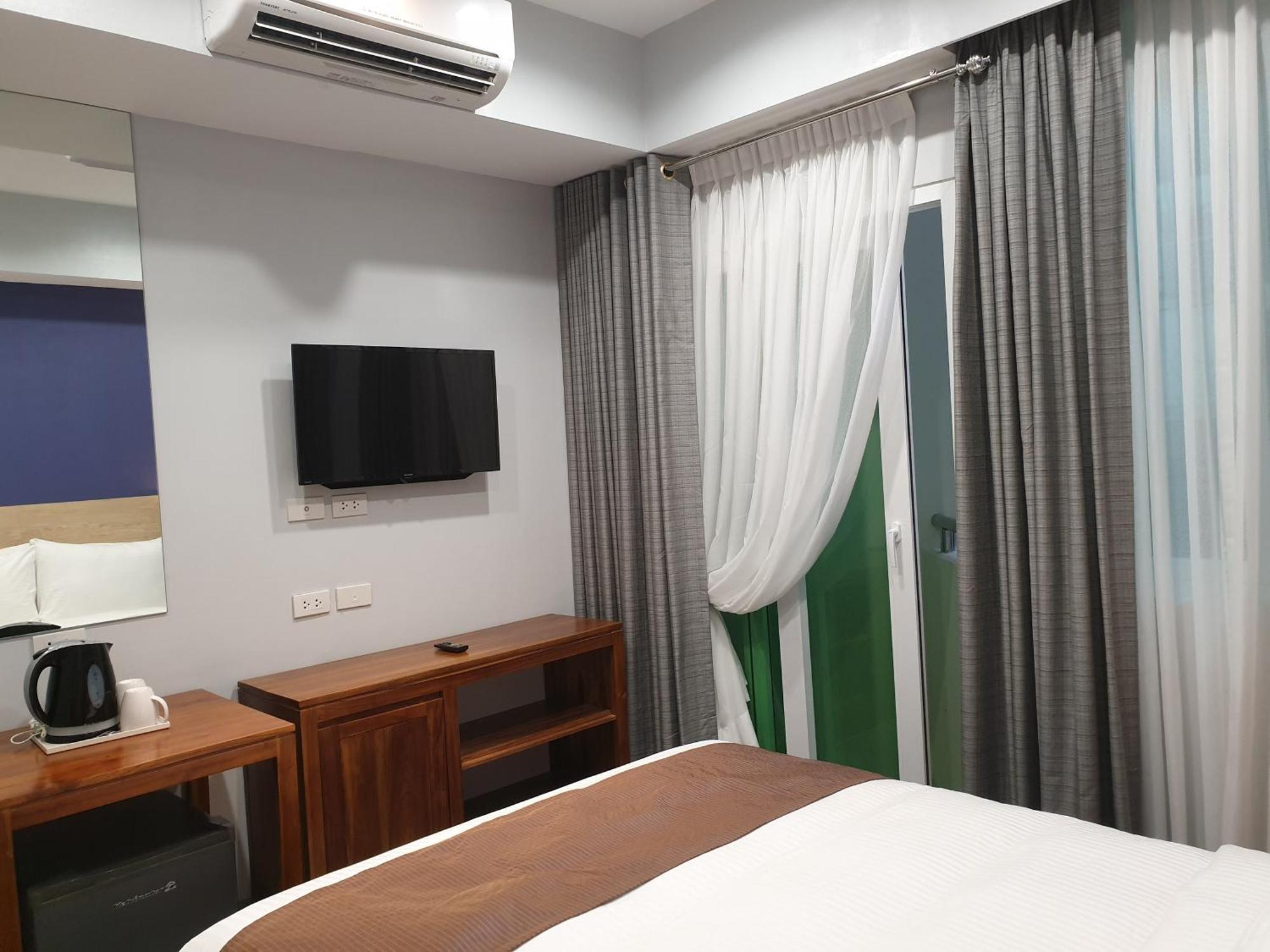 Li Mkt Makati City Kültér fotó